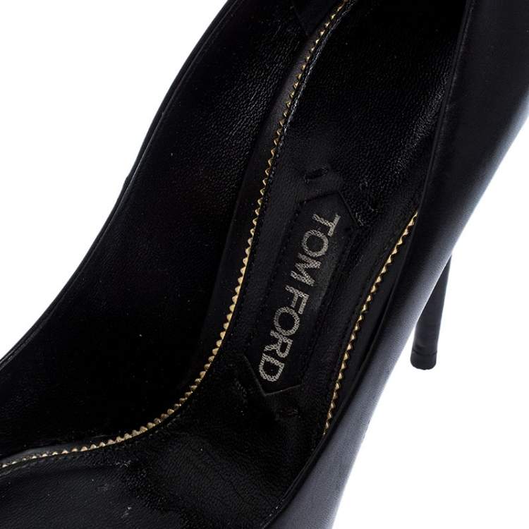 Pre Owned Tom Ford Black Leather Pointed Toe Ankle Strap Pumps Size 38