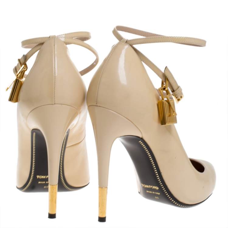 Pre Owned Tom Ford Beige Patent Leather Padlock Ankle Wrap Pointed Toe Pumps Size 40