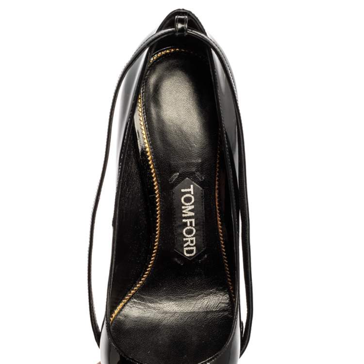 Pre Owned Tom Ford Black Patent Leather Padlock Pointed Toe Pumps Size 37