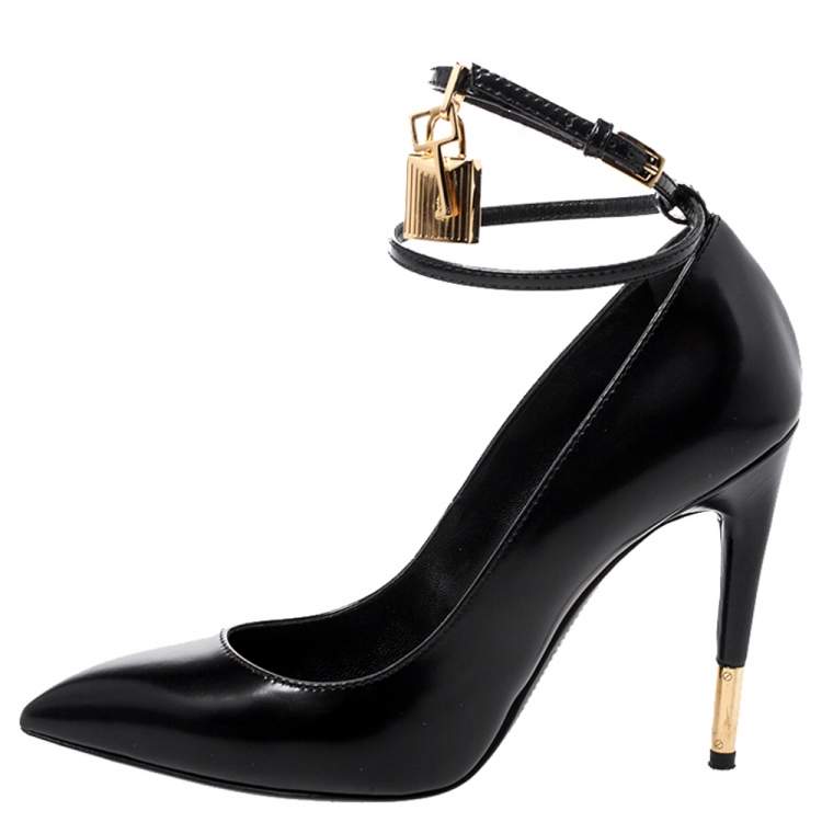 Pre Owned Tom Ford Black Patent Leather Padlock Pointed Toe Pumps Size 37