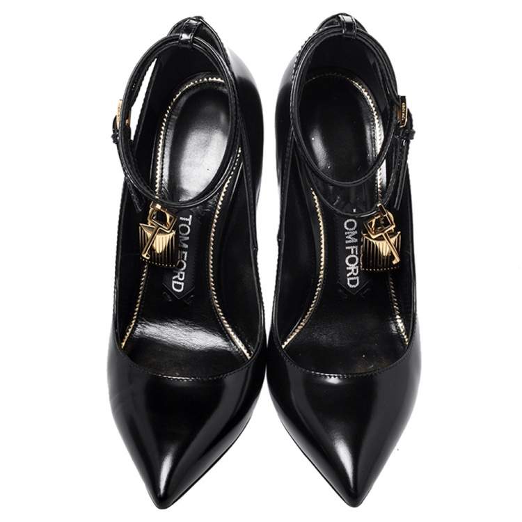Pre Owned Tom Ford Black Patent Leather Padlock Pointed Toe Pumps Size 37
