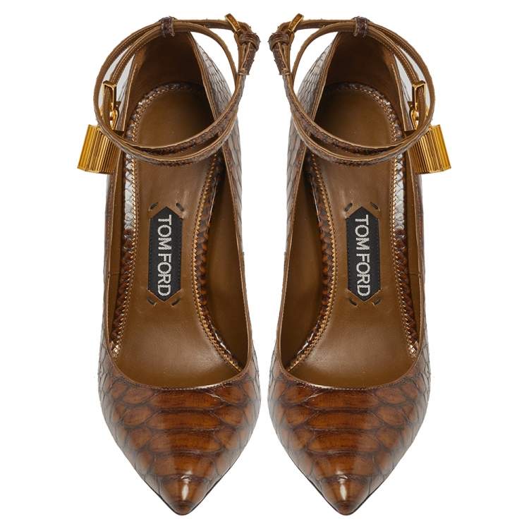مملوكة مسبقًا Tom Ford Brown Python Leather Ankle Strap Pumps Size 39