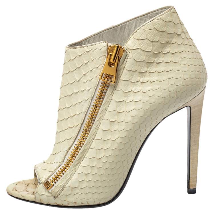 Pre Owned Tom Ford Off White Python Side Zip Peep Toe Booties Size 37