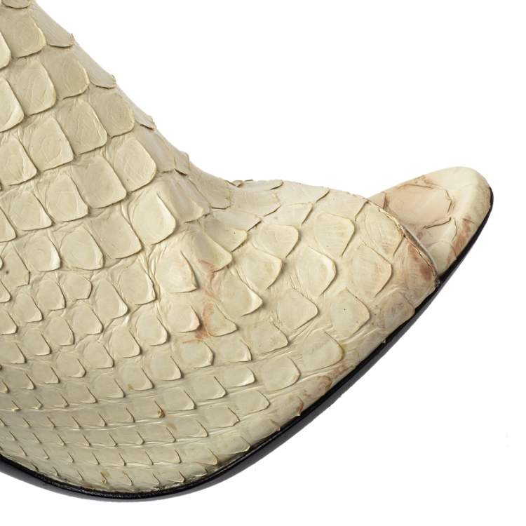 Pre Owned Tom Ford Off White Python Side Zip Peep Toe Booties Size 37