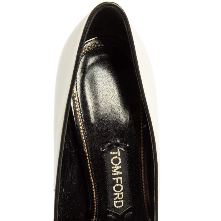 Pre Owned Tom Ford White/Black Patent Leather And Leather Cap Toe Pointed Toe Pumps Size 39.5
