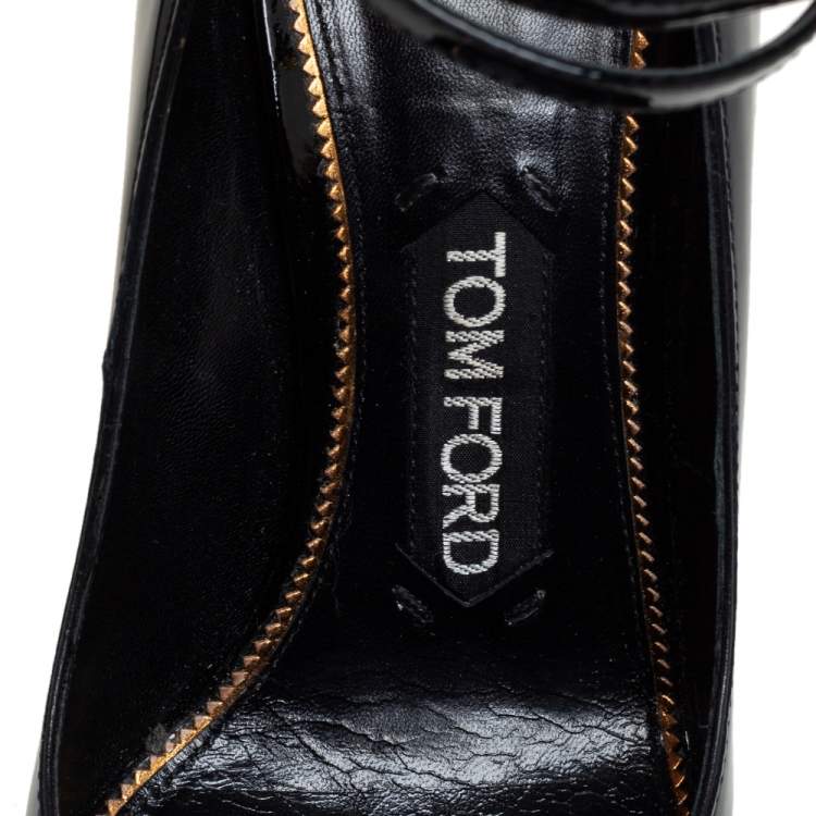 Pre Owned Tom Ford Black Patent Leather Padlock Pointed Toe Pumps Size 36