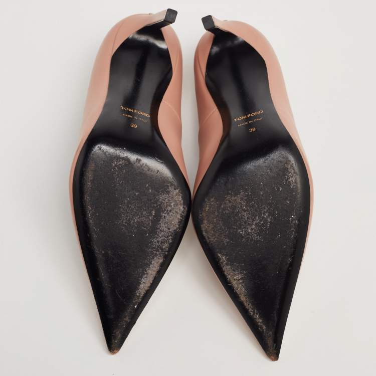 Pre Owned Tom Ford Peach Leather Pointed Toe Pumps Size 39