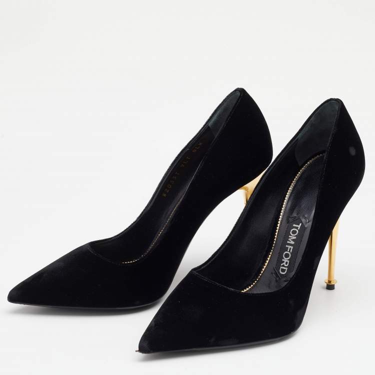 Pre Owned Tom Ford Black Velvet Pointed Toe Pumps Size 38