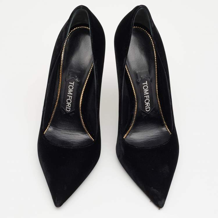 Pre Owned Tom Ford Black Velvet Pointed Toe Pumps Size 38