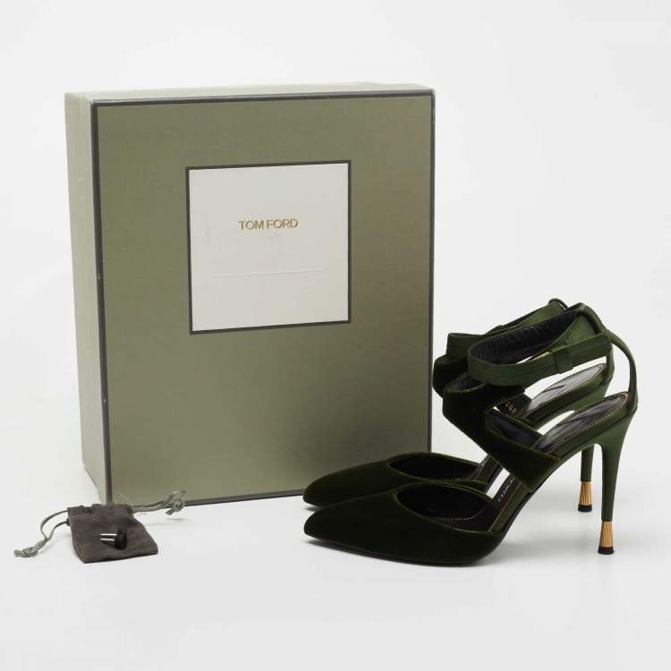 Pre Owned Tom Ford Green Velvet and Satin Ankle Strap Pumps Size 38