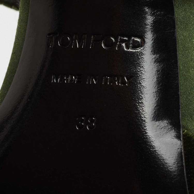 Pre Owned Tom Ford Green Velvet and Satin Ankle Strap Pumps Size 38