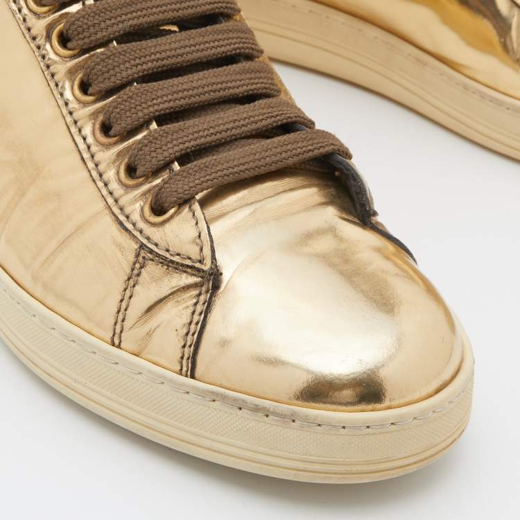 Pre Owned Tom Ford Metallic Gold Patent Leather Low Top Sneakers Size 38