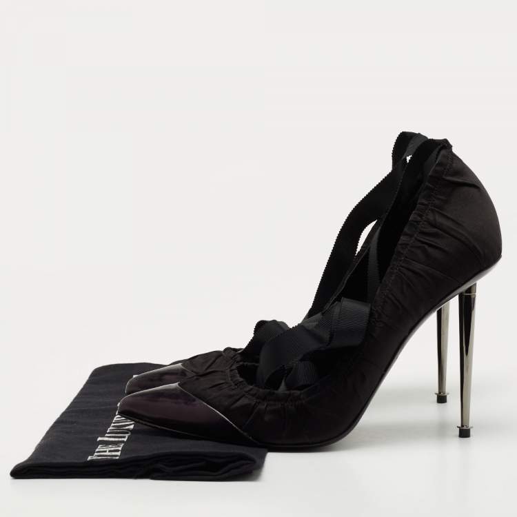 Pre Owned Tom Ford Black Pleated Fabric and Leather Ankle Tie Pumps Size 39