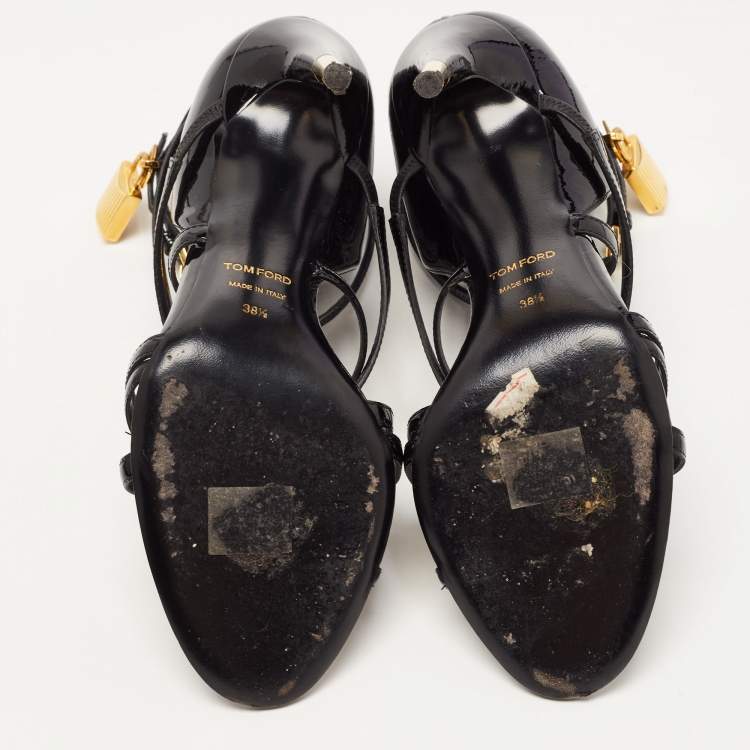 مملوكة مسبقًا Tom Ford Black Patent Leather Padlock Strappy Sandals Size 38.5