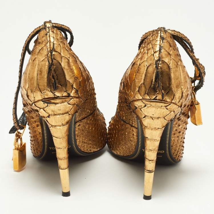 Pre Owned Tom Ford Gold Python Leather Padlock Pumps Size 37.5