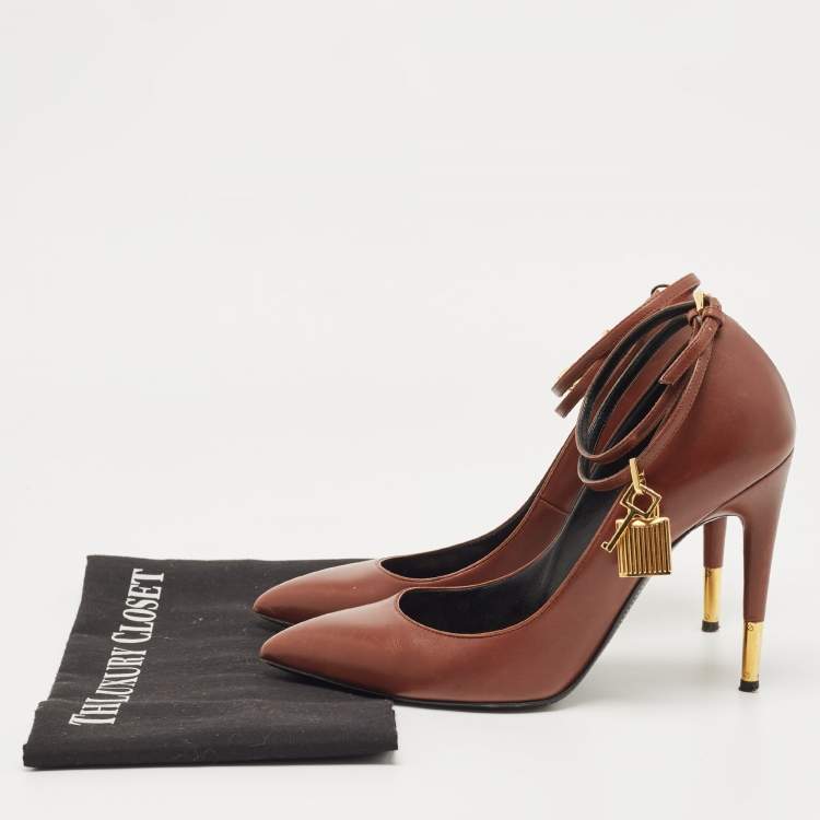 Pre Owned Tom Ford Brown Leather Padlock Pumps Size 38.5