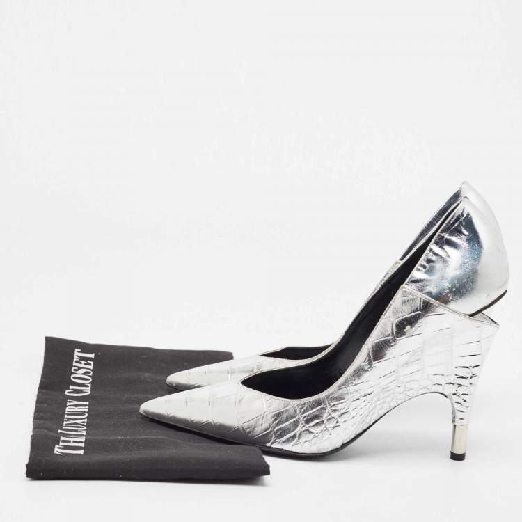 Pre Owned Tom Ford Silver Croc Embossed Leather Wedge Pumps Size 40