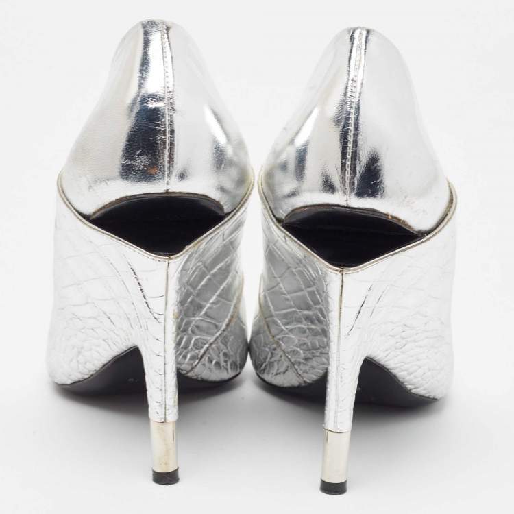 Pre Owned Tom Ford Silver Croc Embossed Leather Wedge Pumps Size 40