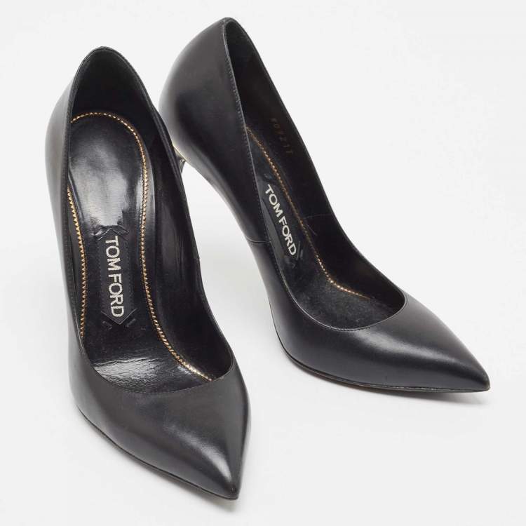 Pre Owned Tom Ford Black Leather Pointed Toe  Pumps Size 38.5