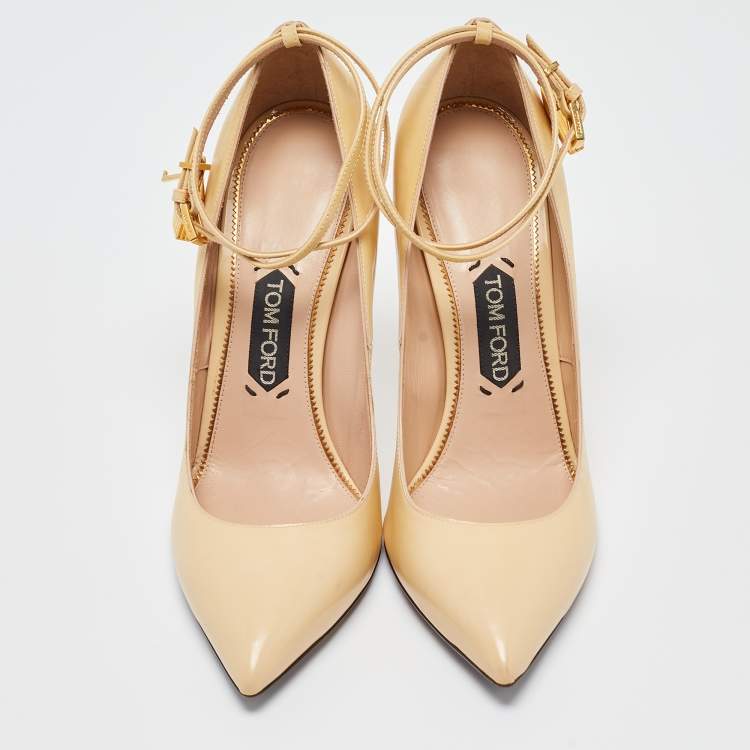 Pre Owned Tom Ford Cream Patent Leather Padlock Pumps Size 41