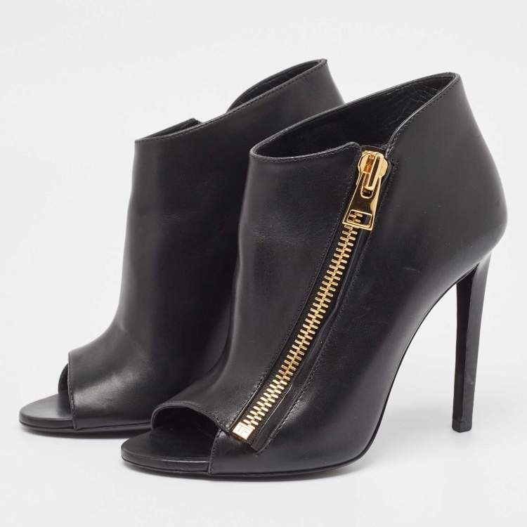 Pre Owned Tom Ford Black Leather Ankle Boots Size 37