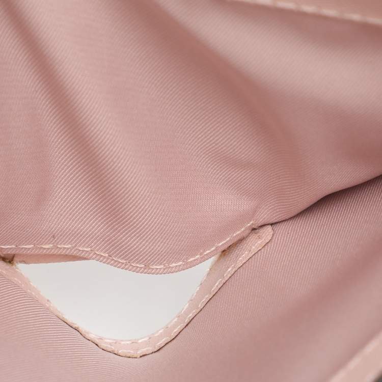 Pre Owned Tory Burch Robinson White/Multicolor Floral Print Leather Compact Wallet