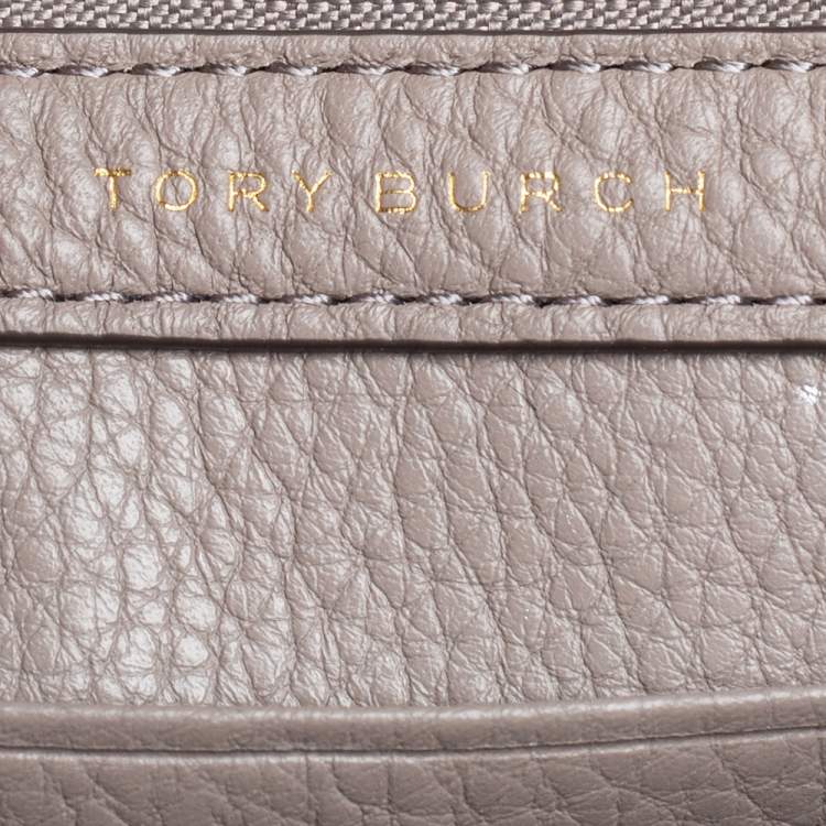 Pre Owned Tory Burch Grey Pebbled Leather Kira Top Zip Crossbody Bag