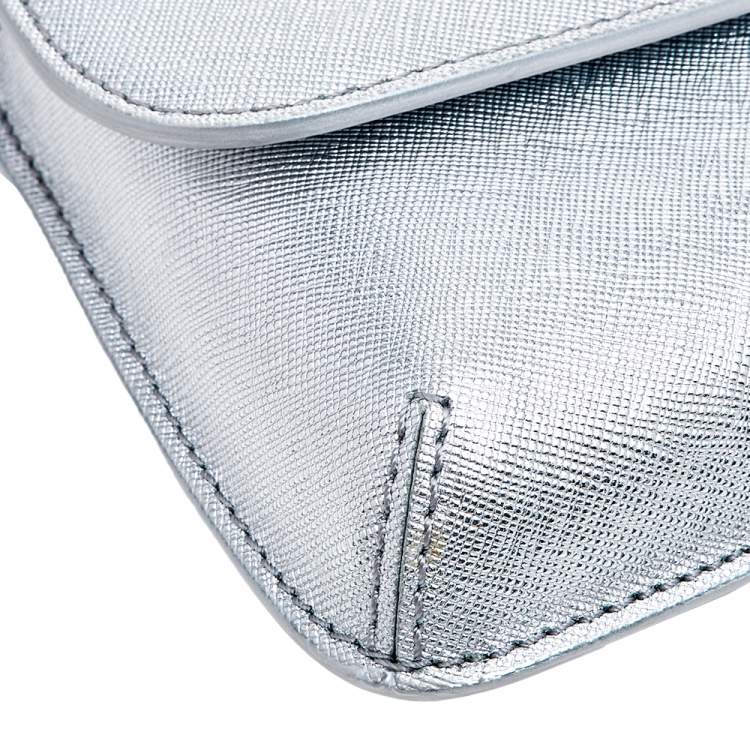 Pre Owned Tory Burch Silver Leather Slim Diana Flap Clutch