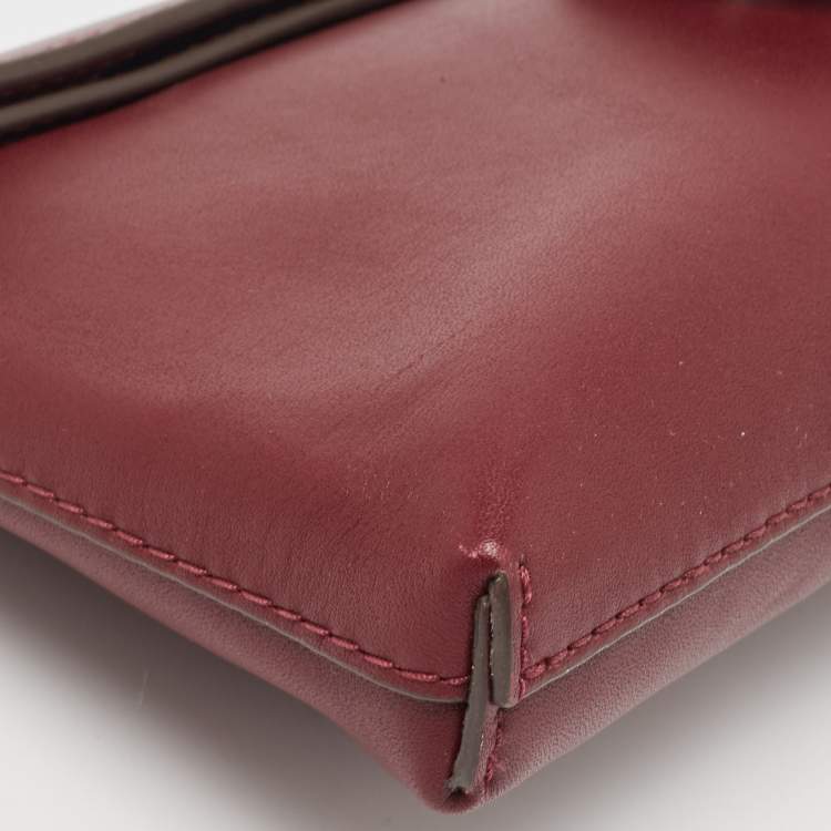 مملوكة مسبقًا Tory Burch Burgundy Leather Miller Clutch