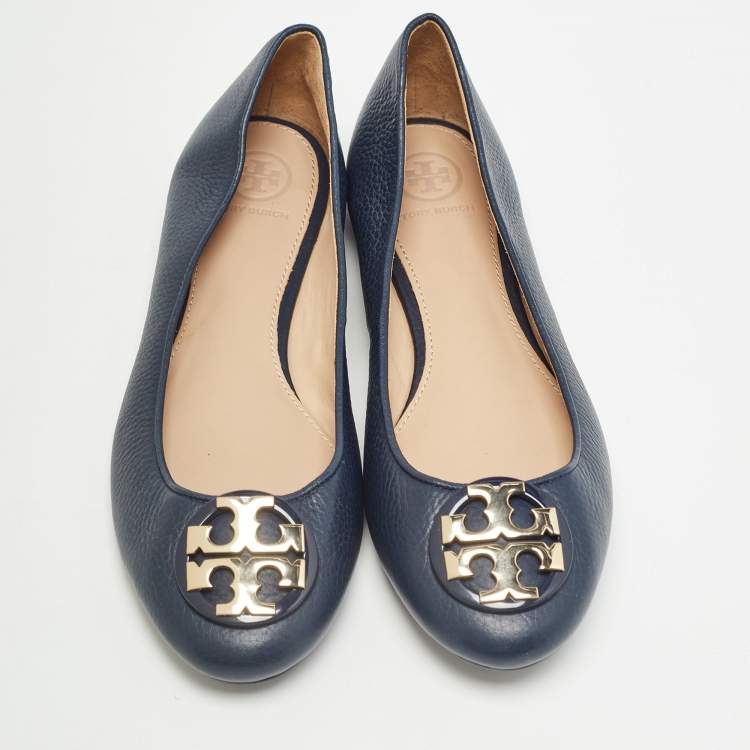 مملوكة مسبقًا Tory Burch Navy Blue Leather Claire Ballet Flats Size 38.5