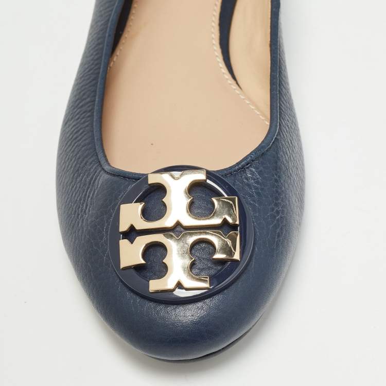 مملوكة مسبقًا Tory Burch Navy Blue Leather Claire Ballet Flats Size 38.5