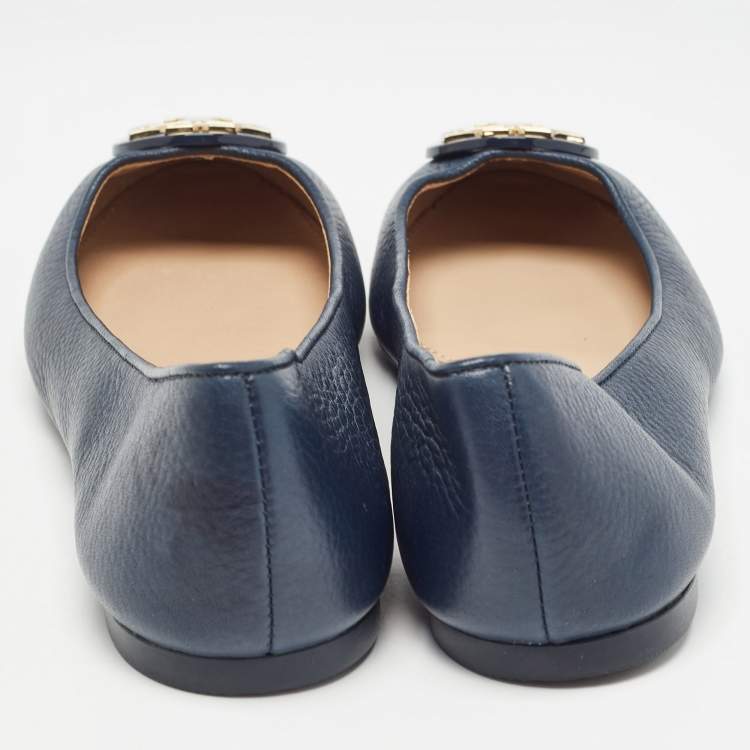 مملوكة مسبقًا Tory Burch Navy Blue Leather Claire Ballet Flats Size 38.5