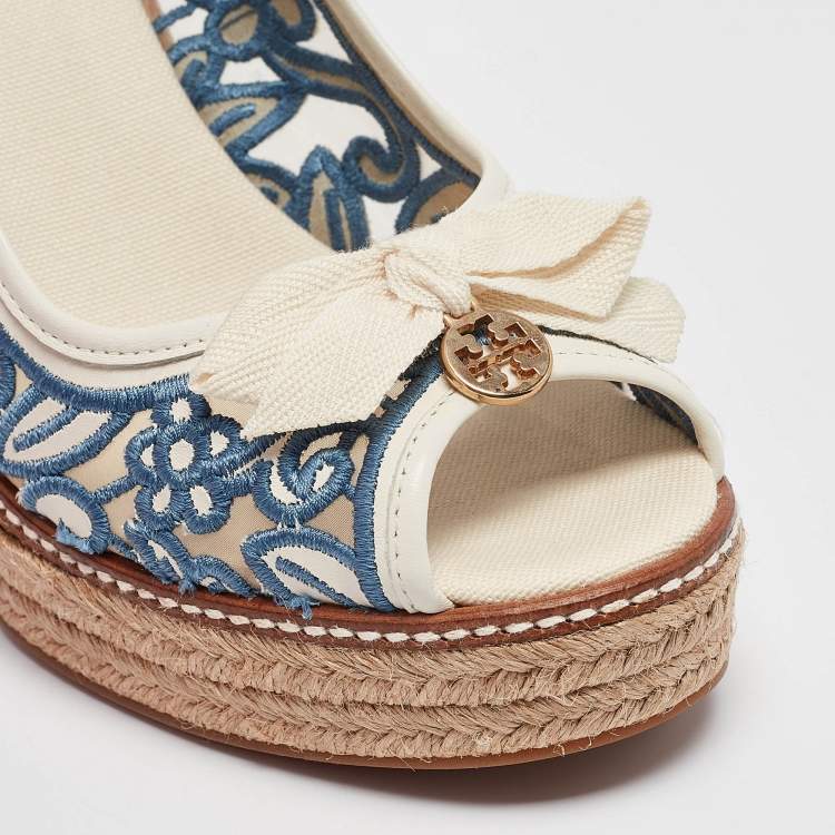 Pre Owned Tory Burch Blue/Cream Lace and Leather Lucian Wedge Pumps Size 39