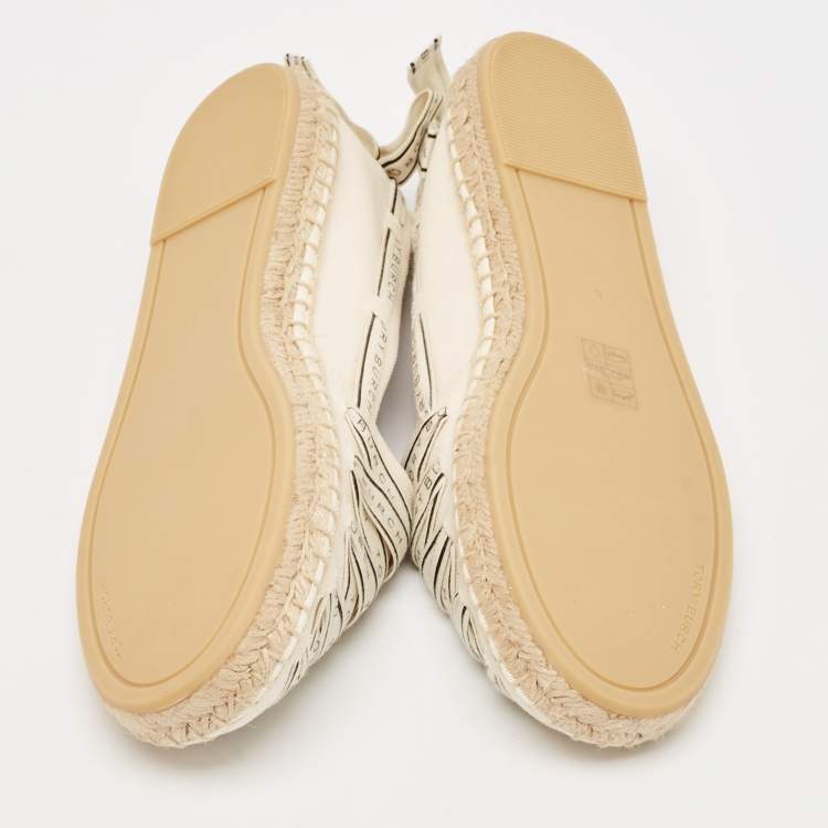 مملوكة مسبقًا Tory Burch Cream Canvas Logo Ribbon Espadrille Flats Size 38.5