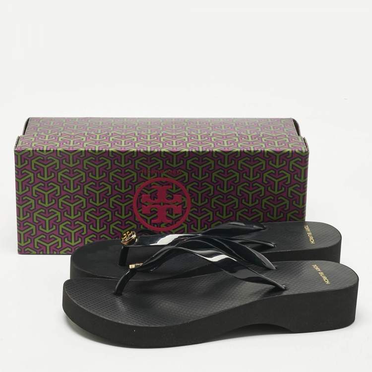 Pre Owned Tory Burch Black Rubber Cut-Out Wedge Flip Flops Size 40