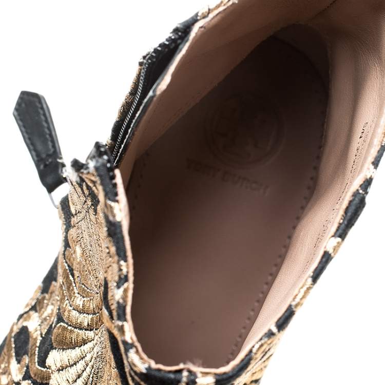 Pre Owned Tory Burch Black/Gold Embroidered Carlotta Booties Size 40
