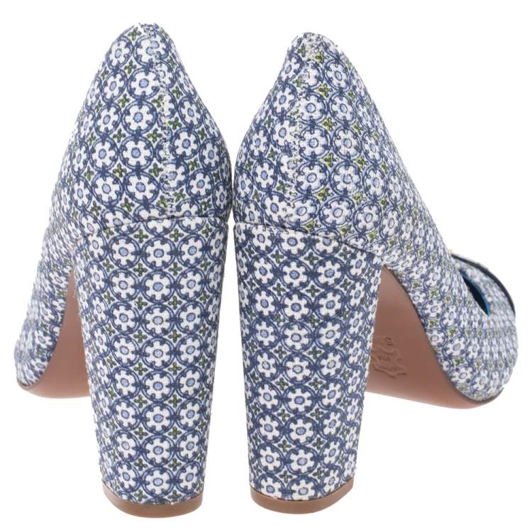 Pre Owned Tory Burch Blue Printed Canvas Ethel Pumps Size 35.5
