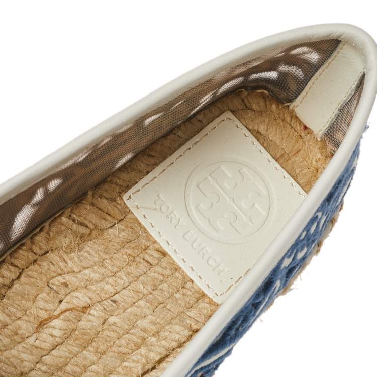 Pre Owned Tory Burch Blue/White Embroidered Leather Cutout Espadrille Flats Size 40.5