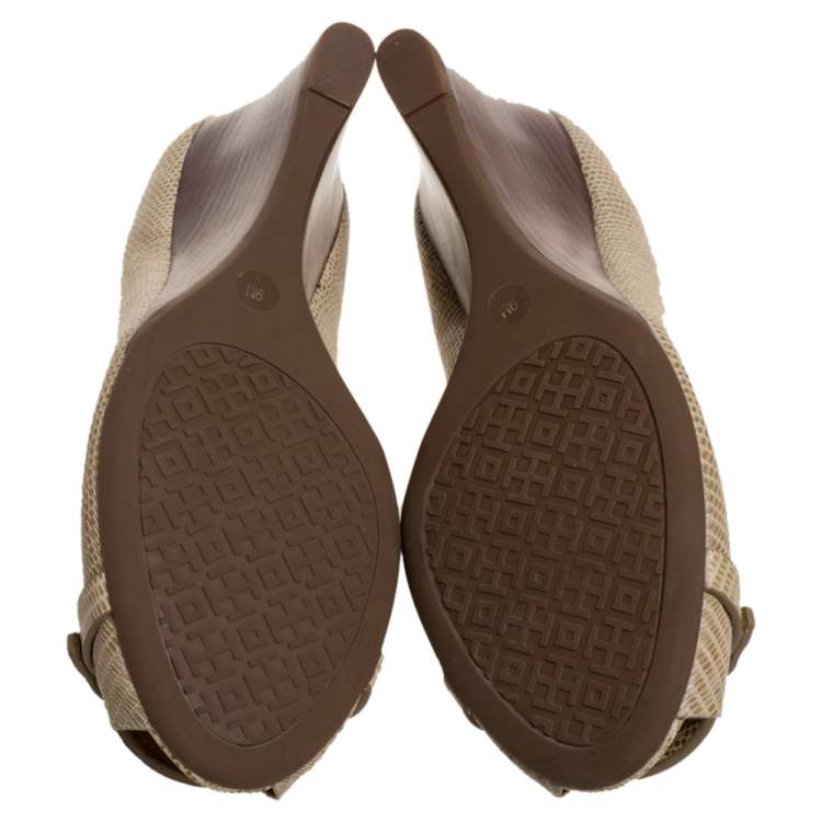 Pre Owned Tory Burch Beige Embossed Lizard Leather Julianne Peep Toe Wedge Pumps Size 39