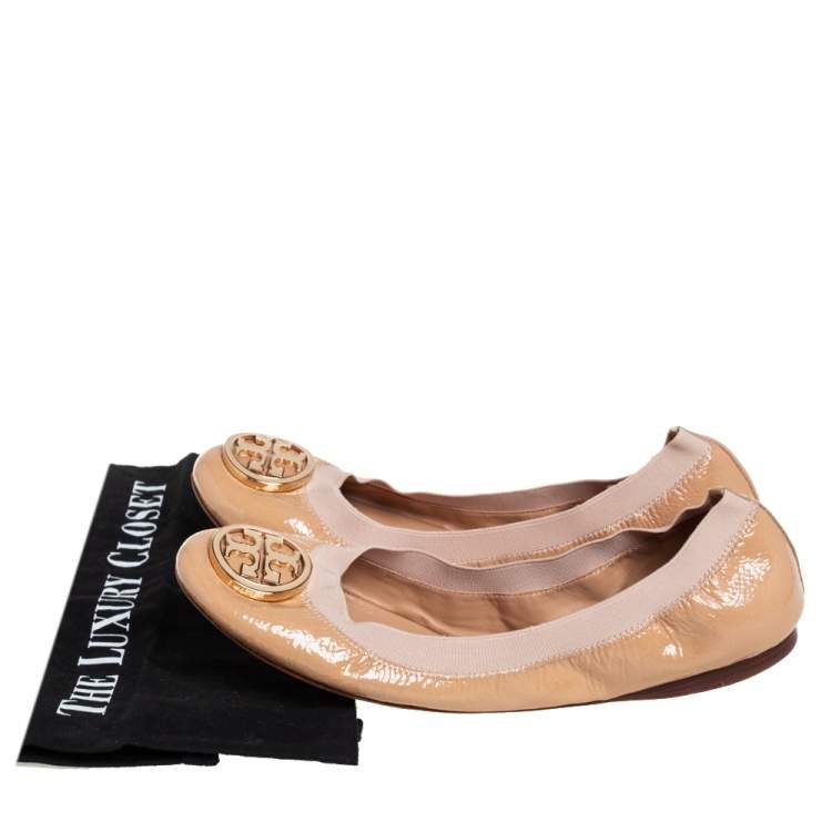 Pre Owned Tory Burch Beige Patent Leather And Fabric Caroline Ballet Flats Size 41