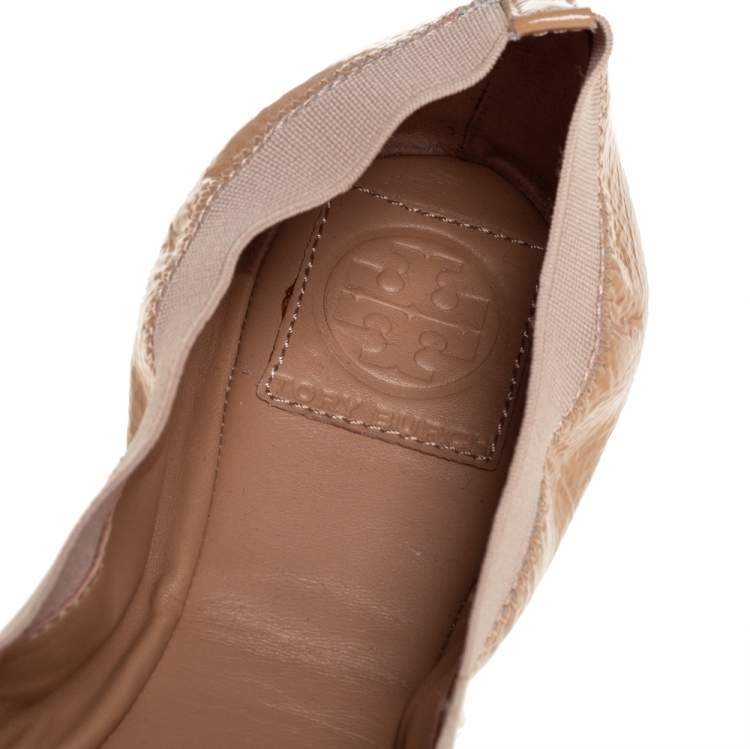 Pre Owned Tory Burch Beige Patent Leather And Fabric Caroline Ballet Flats Size 41