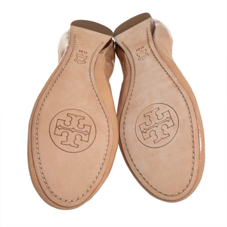 Pre Owned Tory Burch Beige Patent Leather And Fabric Caroline Ballet Flats Size 41