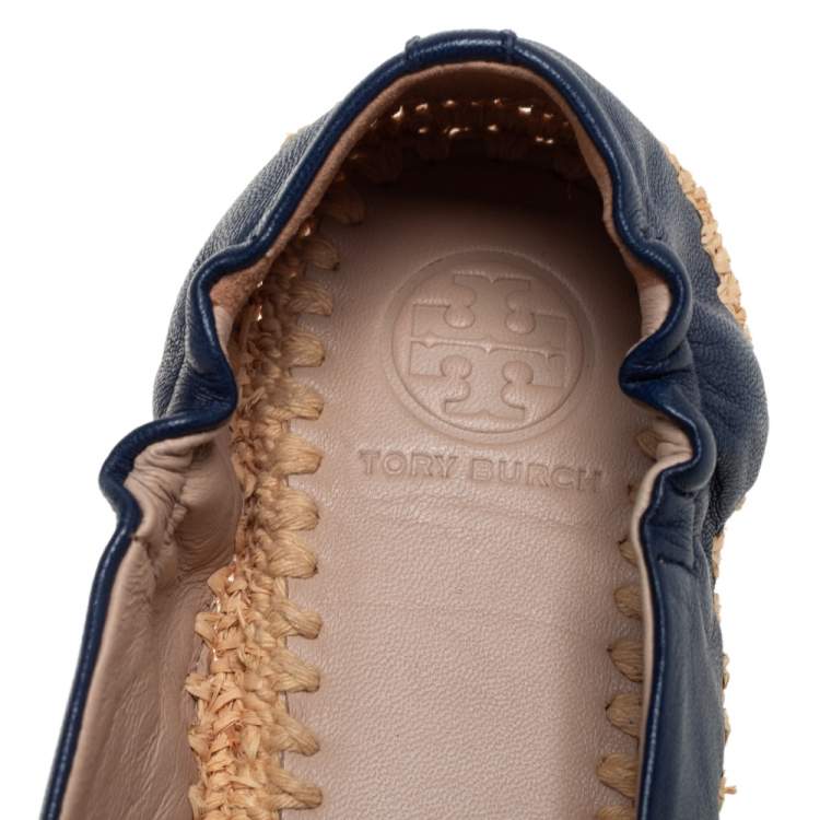 مملوكة مسبقًا Tory Burch Blue Leather Espadrille Flats Size 36