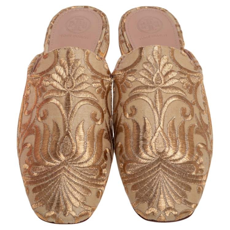 Pre Owned Tory Burch Gold Lurex Fabric Mule Sandals Size 38.5