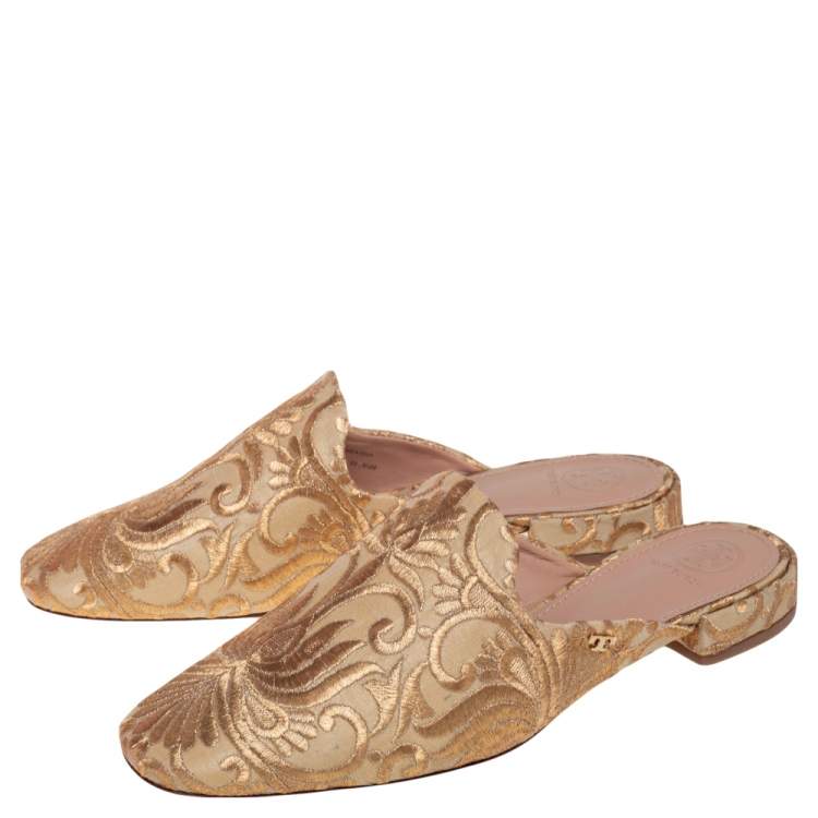 Pre Owned Tory Burch Gold Lurex Fabric Mule Sandals Size 38.5