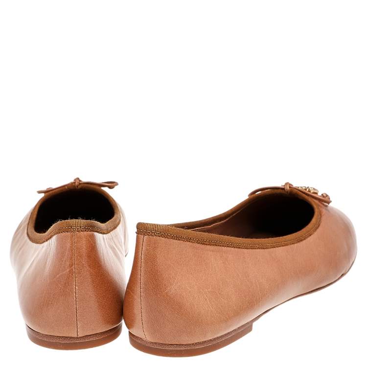 Pre Owned Tory Burch Tan Leather Charm Bow Detail Ballet Flats Size 41