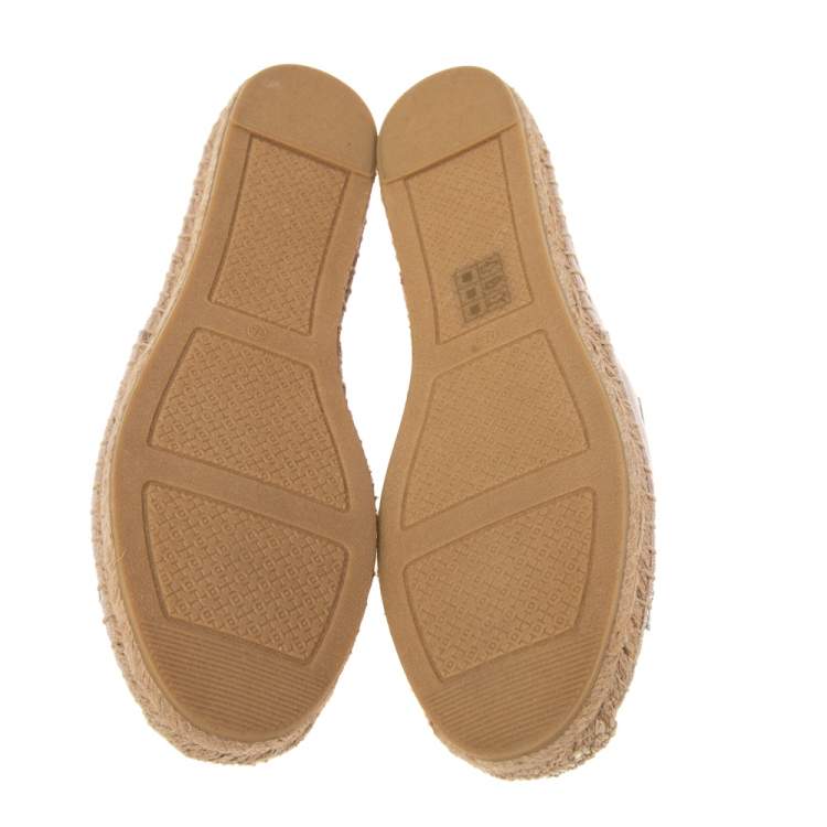 Pre Owned Tory Burch Pink/White Canvas And Patent Espadrille Fats Size 37.5