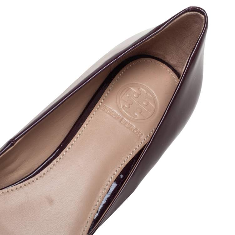 Pre Owned Tory Burch Maroon Patent Leather Gigi Pumps Size 37.5