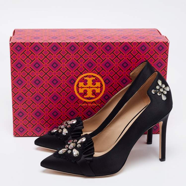 Pre Owned Tory Burch Black Satin Pleated Detail Crystal Embellished Pumps Size 38.5