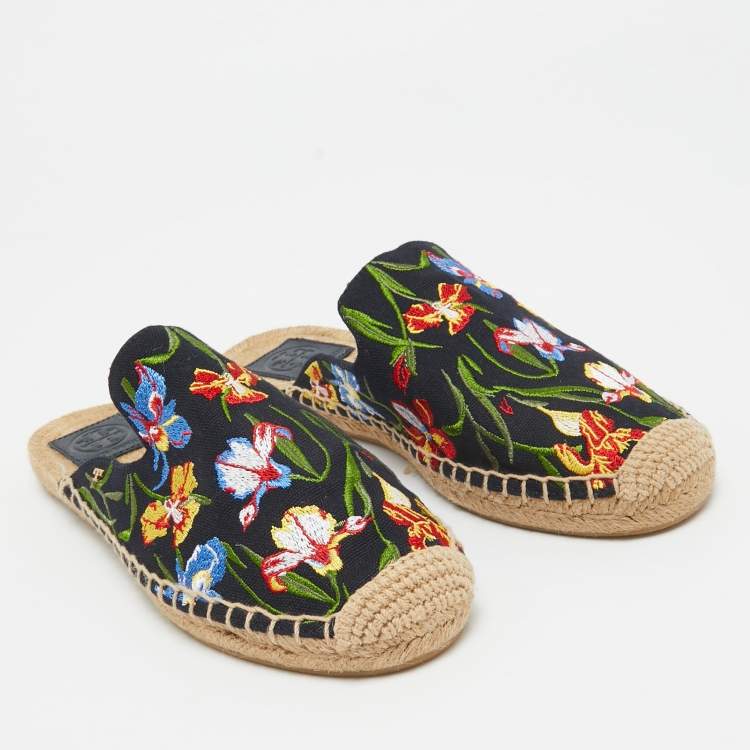 مملوكة مسبقًا Tory Burch Navy Blue Canvas Floral Espadrille Mules Size 38